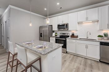 Kitchen with island 